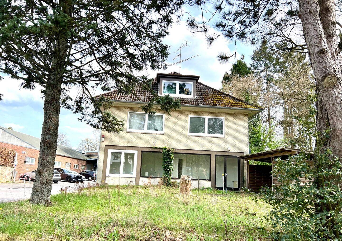 7-Familienhaus mit ca. 1.212 qm großem Grundstück in Lütjensee zu verkaufen – Lütjensee – Vorschaubild 2