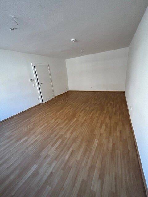 Geräumige, modernisierte 1-Zimmer-Wohnung, Fürth - Erlanger Str. 20 a - 3. OG - ohne Maklerprovision – Fürth – Vorschaubild 5