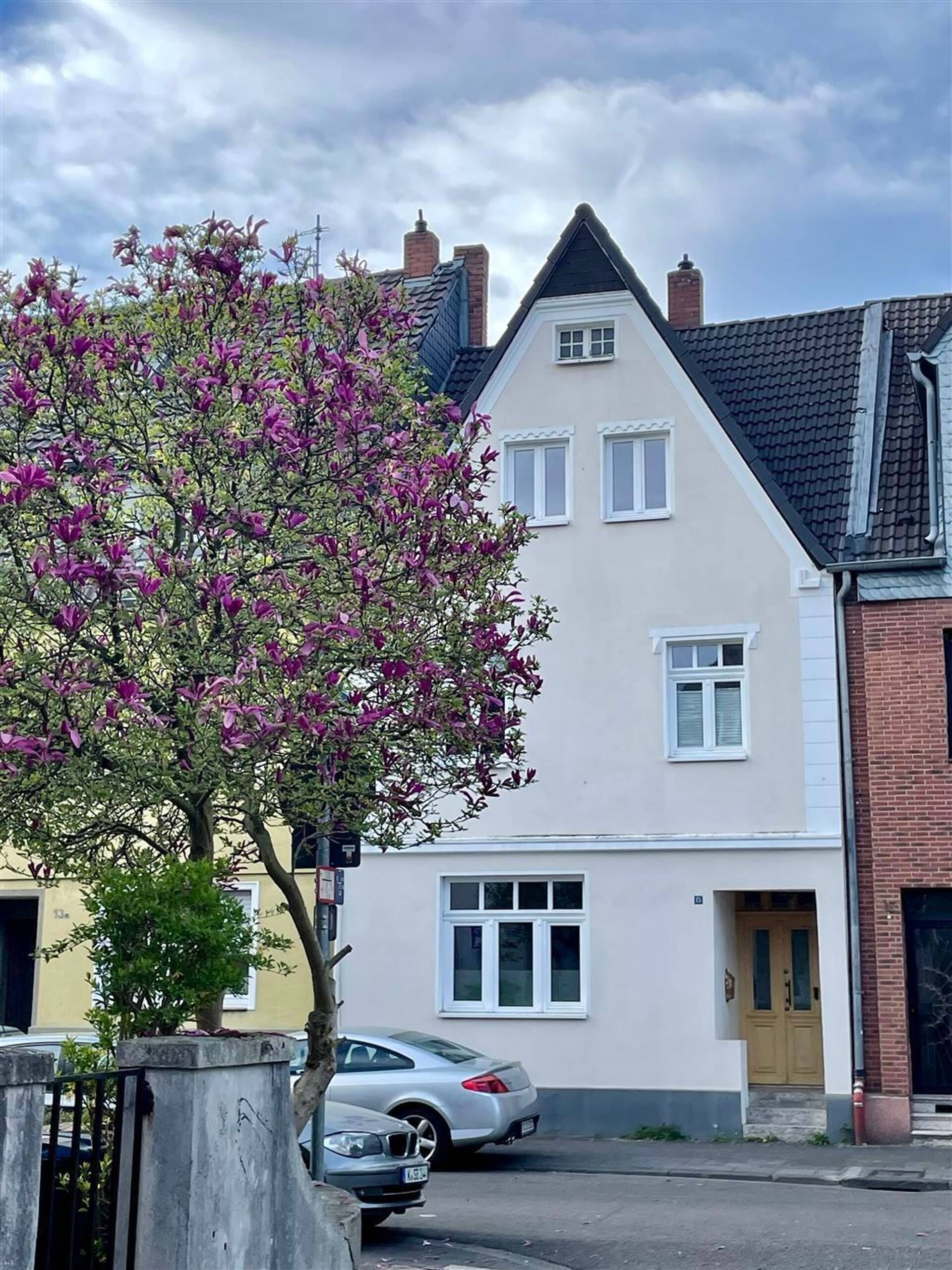 Reihenmittelhaus in 51069 Köln mit 167 m² kaufen