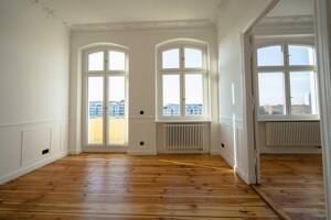 Provisionsfrei: Erstbezug am Volkspark Wilmersdorf, 3-Zi Stuck-Altbau, Balkon, Blicke über die Stadt – 10713 Berlin – Vorschaubild 9