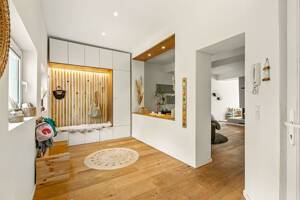 Luxuriöses Wohnen auf zwei Ebenen: Maisonette mit Gartenparadies und eigenem Pool – 58093 Hagen – Vorschaubild 2