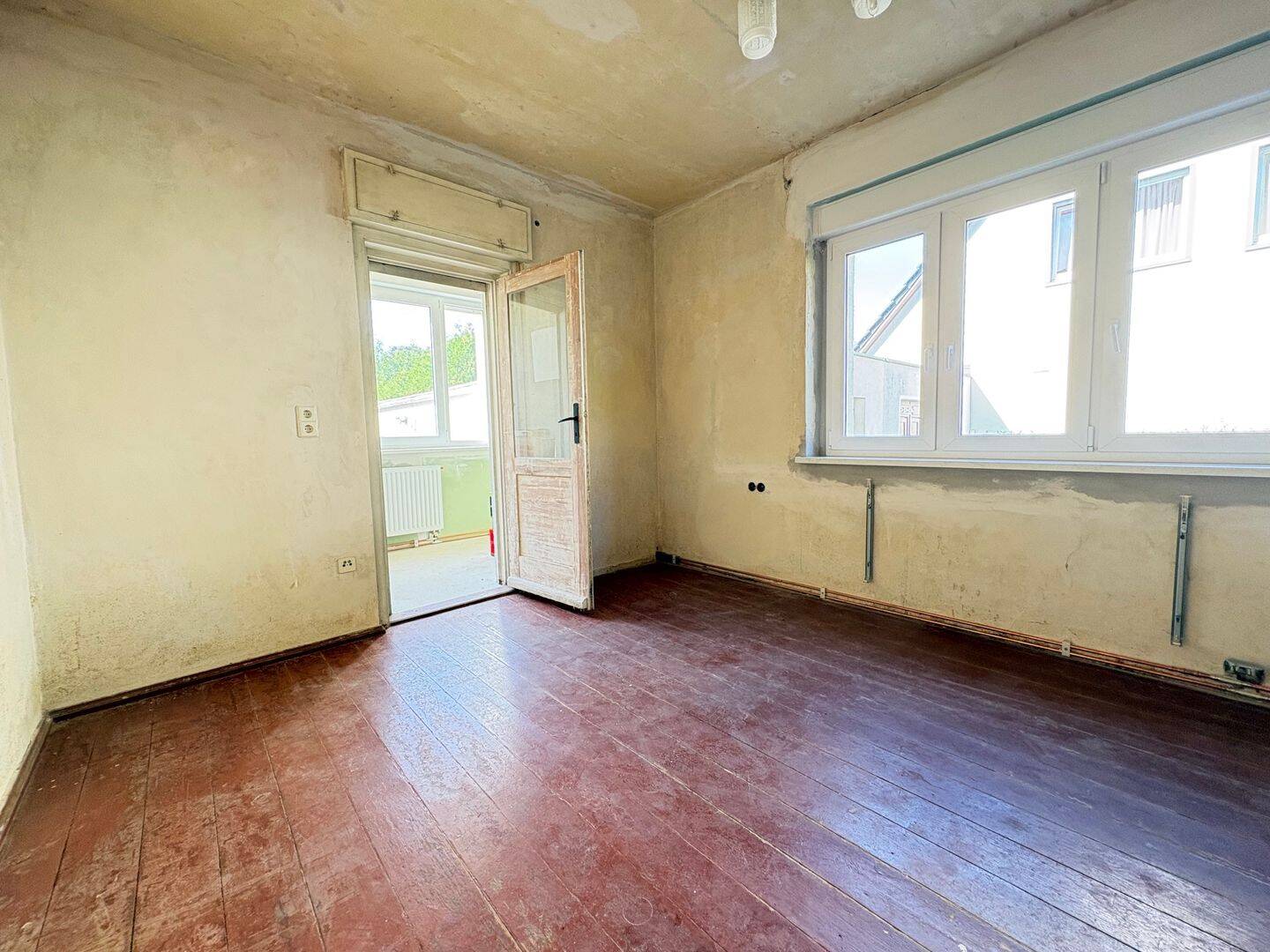 Freistehendes Zweifamilienhaus mit großzügigem Grundstück! – Leipzig – Vorschaubild 9
