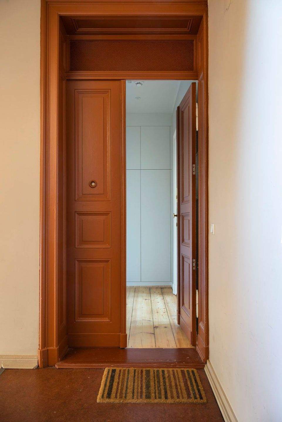 Klassische Altbauwohnung in stilvollen Ambiente zum Wohlfühlen in Mitte – Berlin – Vorschaubild 5