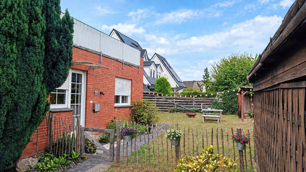 Helle 2-Zimmer-Wohnung mit Terrasse und Garten – 48157 Münster – Bild 1 von 9