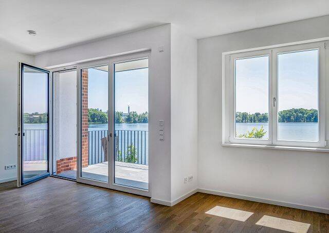 Insel Eiswerder: Erstbezug mit idyllischem Havelblick
