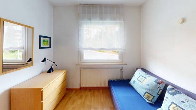 FAMILIENGLÜCK IM REIHENENDHAUS MIT SONNIGEM GARTEN UND GARAGE !!! – Lüdenscheid – Vorschaubild 7