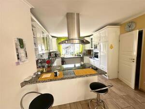 Wohnen in charmanter Lage, ETW im freist. Wohnhaus, gr. Gartenanl. Schimmteich, 2 Garagen – 45149 Essen – Vorschaubild 7