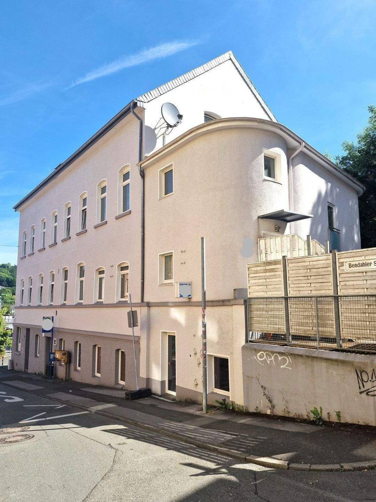 IMWRC – Wohnraum in der City! Großes MFH in Elberfeld zur Anlage empfohlen! – 42285 Wuppertal – Bild 1 von 9