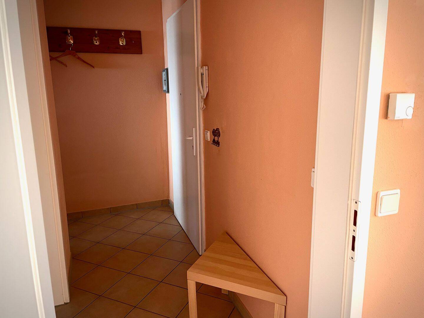 3 Zimmer -Whg. mit Balkon (Süd) Villenkolonie I in Obermenzing – München – Vorschaubild 3