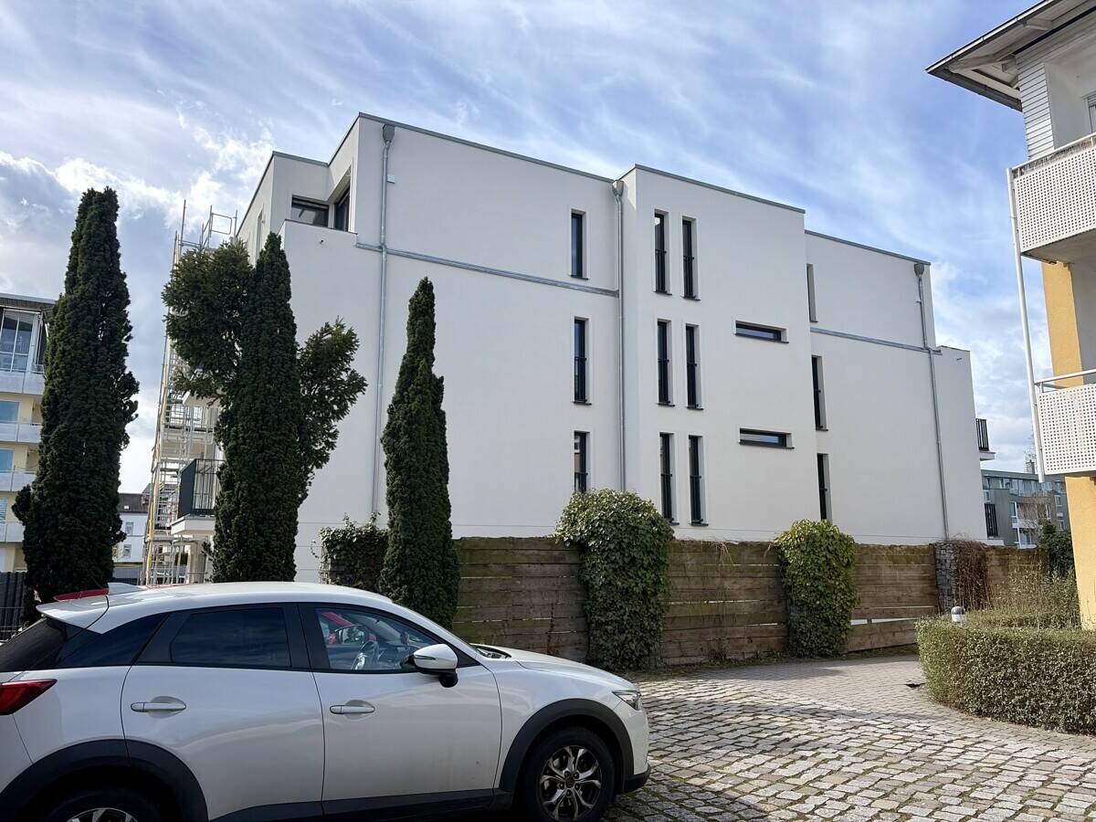 Bezugsfertig ab Juli - Moderne Maisonette-Wohnung mit 6 Zimmern, Garten und Terrasse - KFW 40! – Berlin – Vorschaubild 4