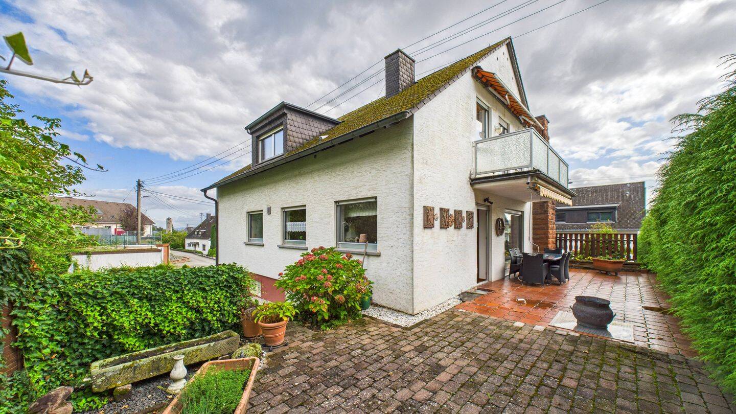Charmantes Einfamilienhaus mit 192 m² Wohnfläche,, großem Garten & Garage in ruhiger Lage von Trier-Zewen – Trier – Vorschaubild 3