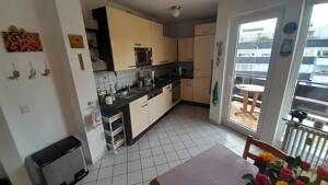 Stilvolle 3-Zimmer-Eigentumswohnung und Tiefgaragenstellplatz in bester Lage von Düsseldorf-Bilk – 40225 Düsseldorf – Vorschaubild 4