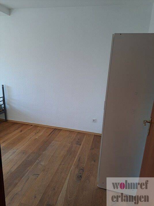 Schöne 4 Zimmer Wohnung voll möbliert im Zentrum von Erlangen – Erlangen – Vorschaubild 7