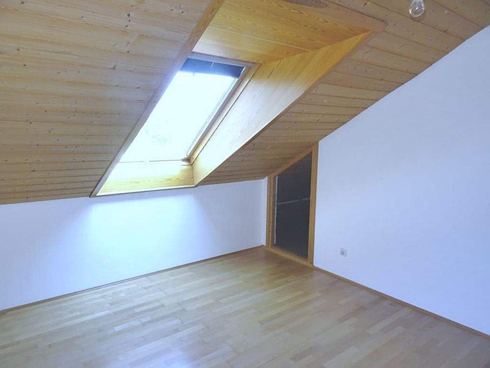 *3,5-Zimmer Wohnung mit Südostloggia* Kapitalanlage oder zum Selbstbezug – Holzkirchen – Vorschaubild 7