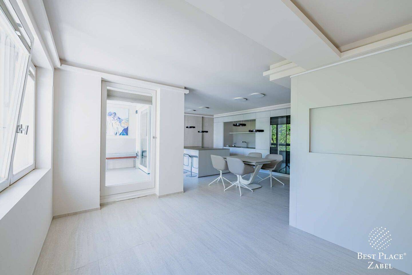 Architektonisch kuratiert: Luxuswohnung mit Loggia nahe Viktoria-Luise-Platz – Berlin – Vorschaubild 6