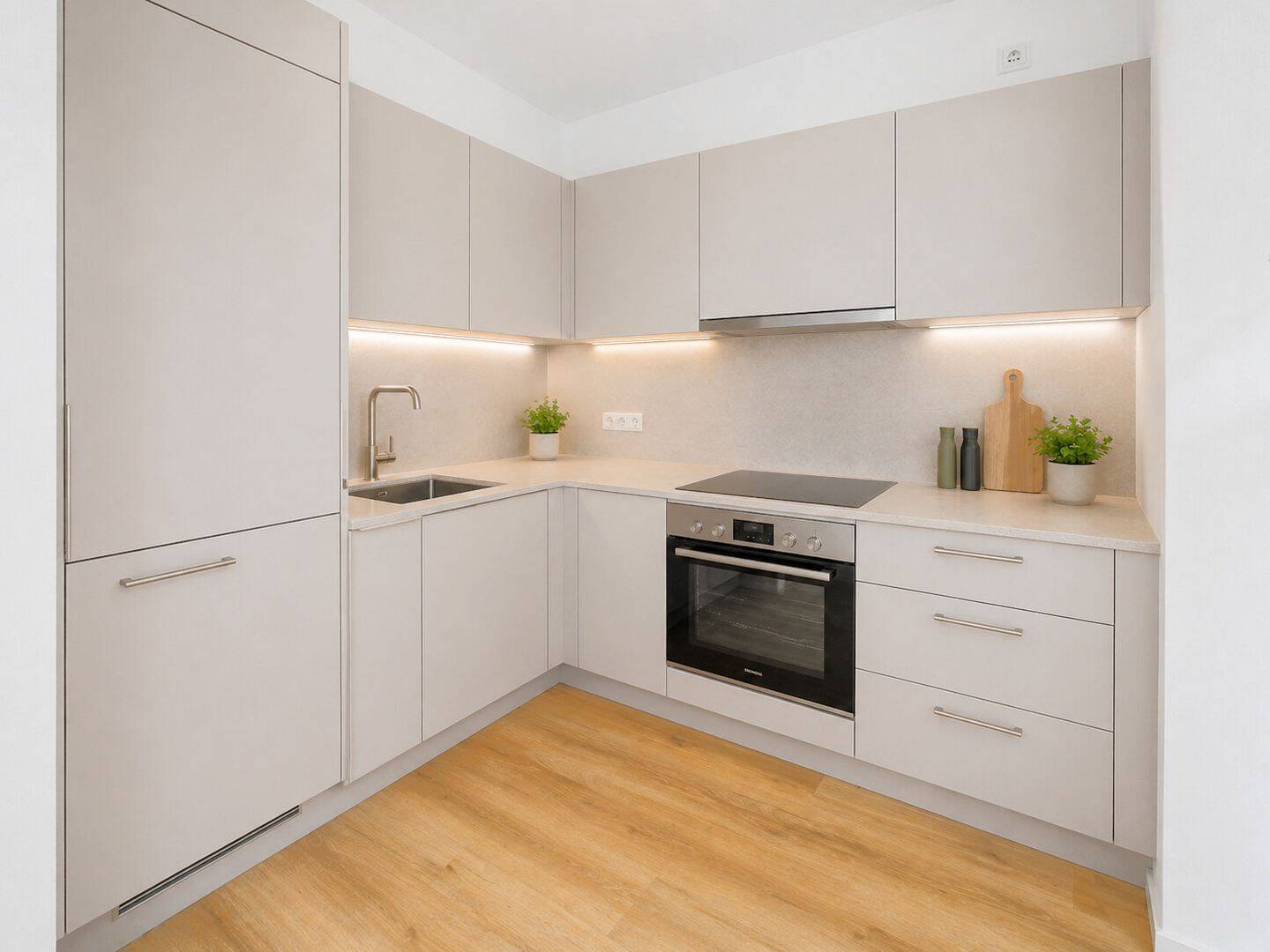 SCHWIND IMMOBILIEN - frisch sanierte Wohnung mit Balkon & Arbeitszimmer – Darmstadt – Vorschaubild 4