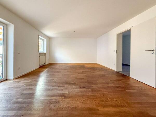 Reihenmittelhaus in 83109 Großkarolinenfeld mit 175 m² kaufen