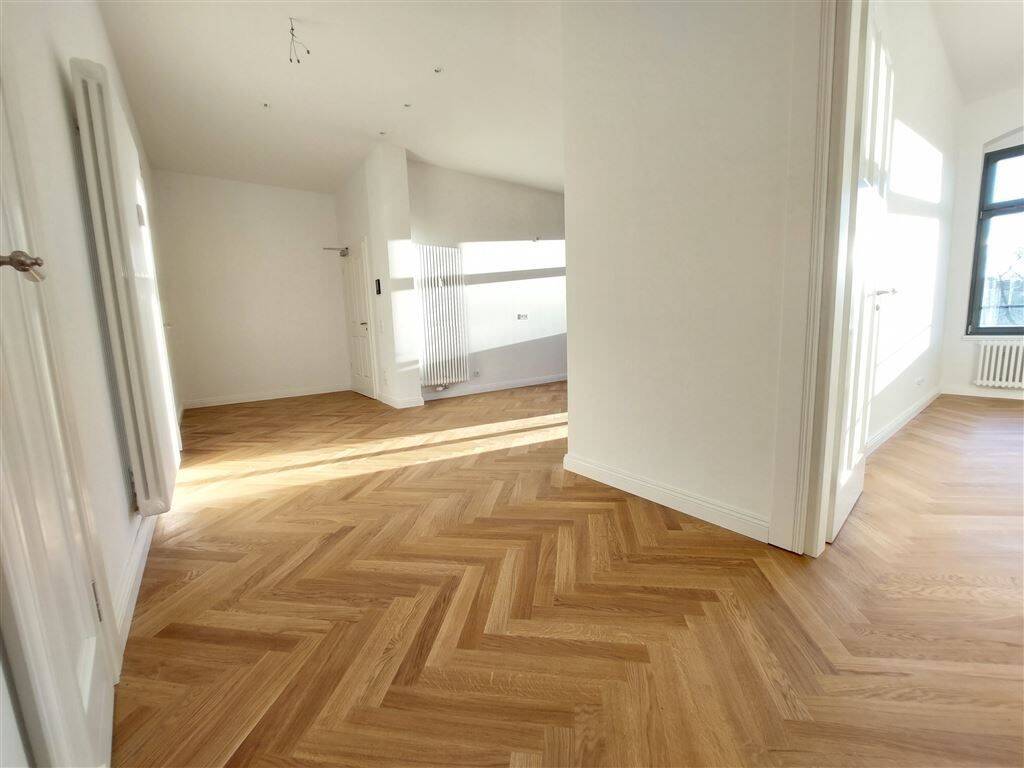 Stilvoll sanierter Altbau - 4 Zimmer | Echtholzparkett | Balkon | Stellplatz – Chemnitz – Vorschaubild 5
