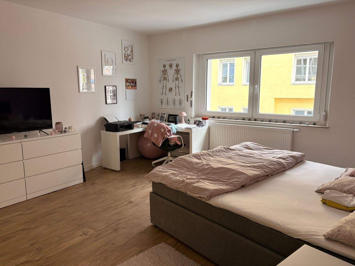 Große 1-Zimmer-Wohnung mit moderner Einbauküche - Stadtteil Rennweg – Nürnberg – Vorschaubild 2