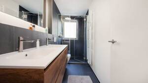 Stilvolle 3-Zimmerwohnung mit schicker Küche und Balkon in begehrter Schwabinger Lage – 80801 München – Vorschaubild 8