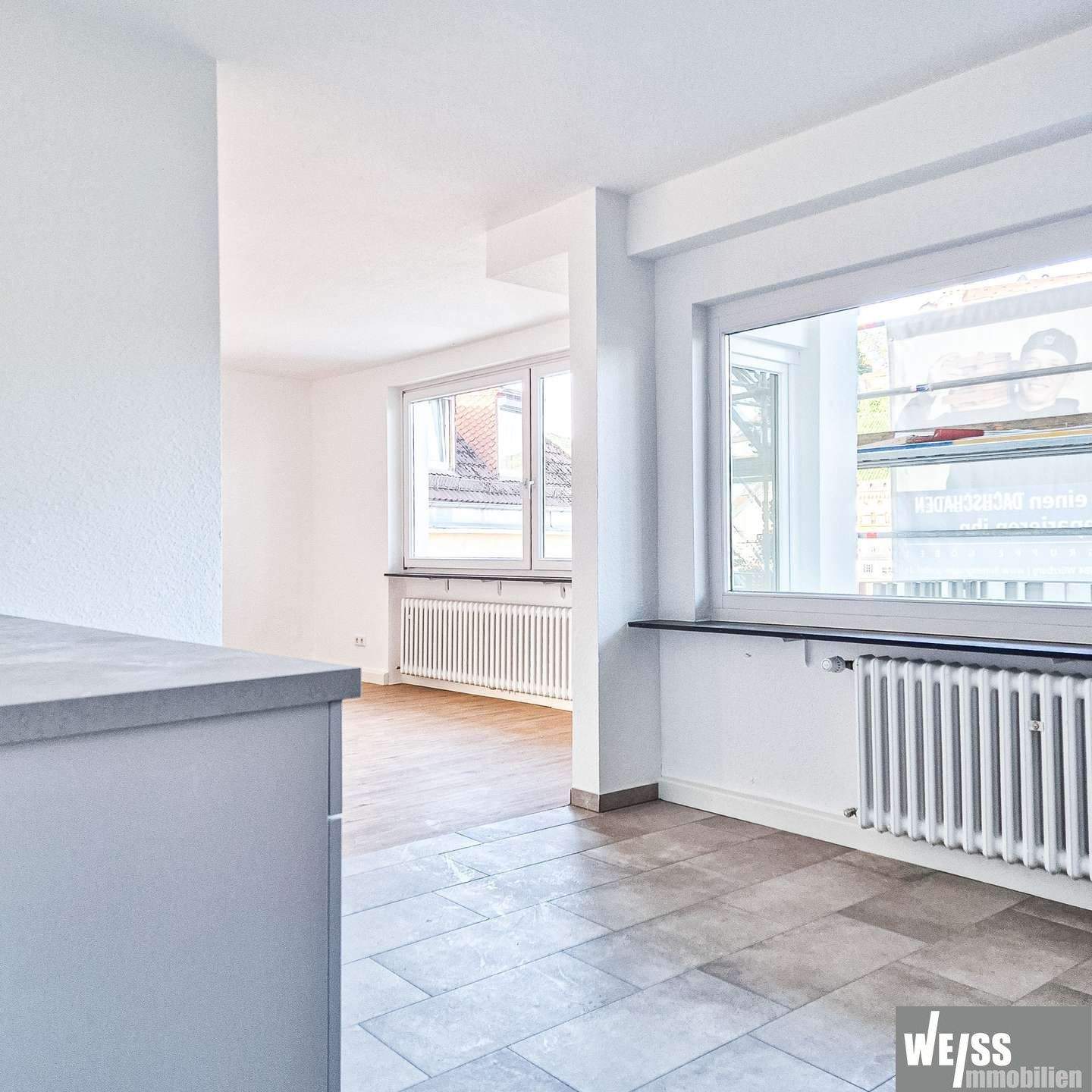 TRAUM-Wohnung in MAIN-Nähe mit einmaligen Blick auf die Festung Marienberg – Würzburg – Vorschaubild 4