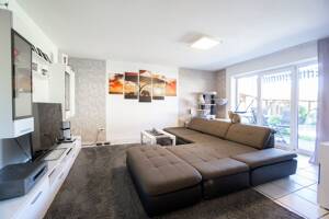 Attraktive 4-Zimmer-Erdgeschosswohnung mit Terrasse und drei Garagen – 72505 Krauchenwies – Vorschaubild 1