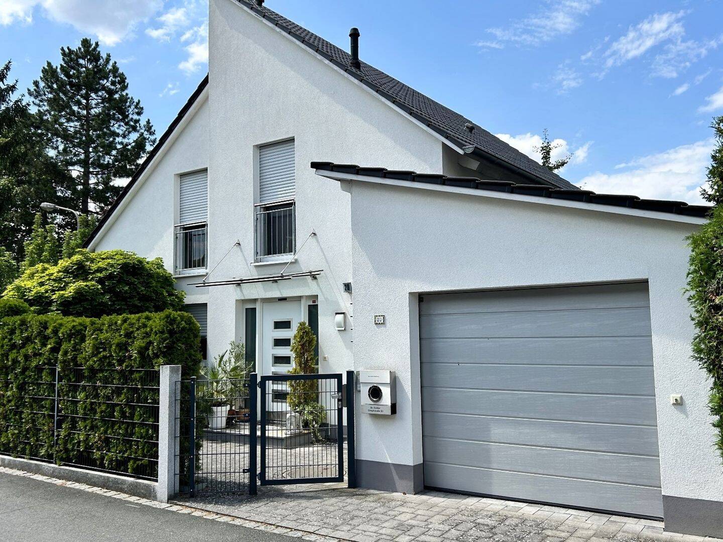 Modernes + schickes Einfamilienhaus in bevorzugter + ruhiger Lage in Nürnberg-Eibach – Nürnberg – Vorschaubild 9
