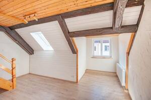 Gemütliche 2-Zimmer Dachgeschosswohnung in zentraler Stadtlage von Isny – 88316 Isny im Allgäu – Vorschaubild 3