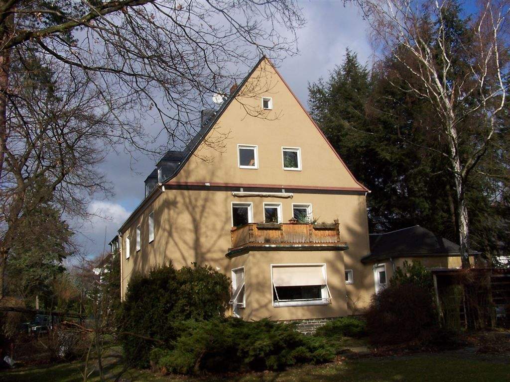 IHRE Dachgeschoss-Wohnung im Zeisigwald erwartet SIE !