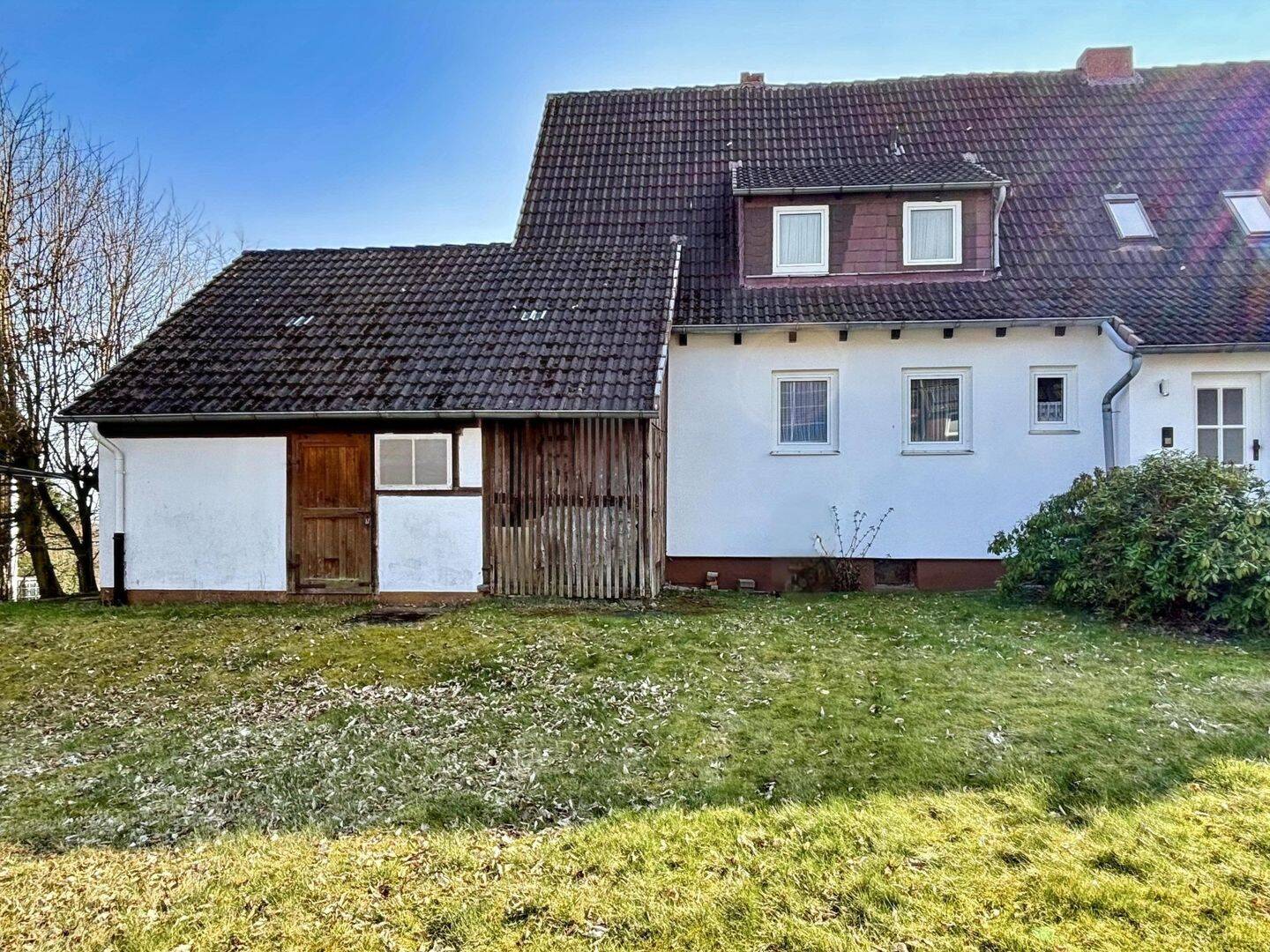 Attraktives Reihenendhaus mit großem Grundstück in Waldeck - ideal für Familien und Naturliebhaber – Waldeck – Vorschaubild 2