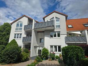 Licht. Raum. Lebensqualität. - Stilvolle 3-Zimmer-Eigentumswohnung mit Balkon in Erfurt-Niedernissa