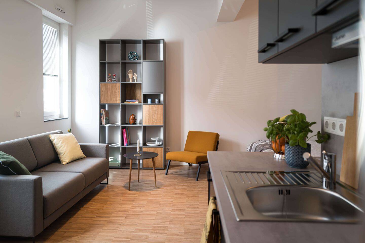 Geräumige 1-Zimmer Wohnung in der Nähe vom Ponttor! Vollmöbliert! Ca. 32 m²