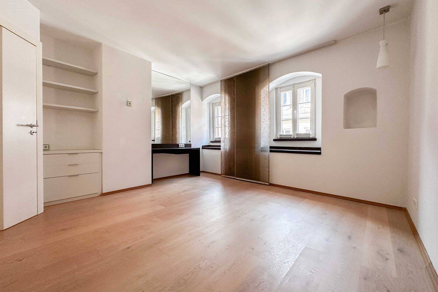 Exklusiv & bezugsfrei: Moderne Innenstadtwohnung mit Balkon und Stellplatzoption – Nürnberg – Vorschaubild 9