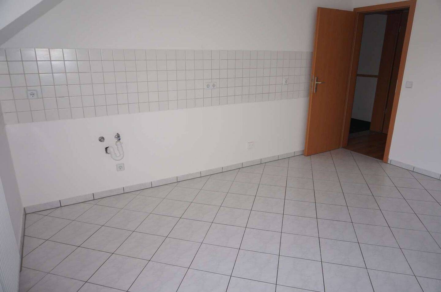 TOP Dachgeschoss-Whg. mit sonnigem West-Balkon – Chemnitz – Vorschaubild 5