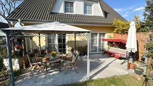 Sonniges Einfamilienhaus mit Pool in zweiter Reihe! – 12524 Berlin – Vorschaubild 4