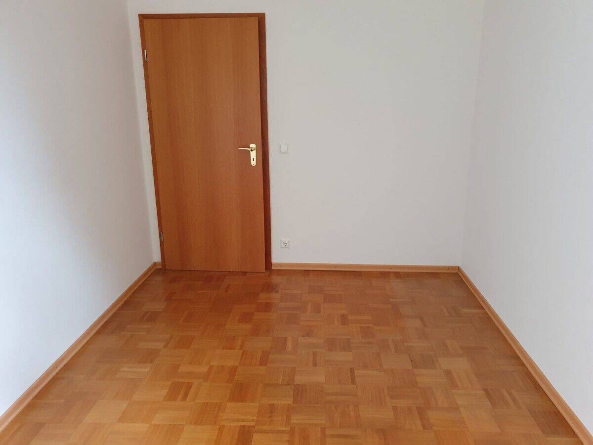 Familienfreundliches Wohnhaus mit viel Platz in schöner Aussichtslage im Neckartal – Neckarsteinach – Vorschaubild 8