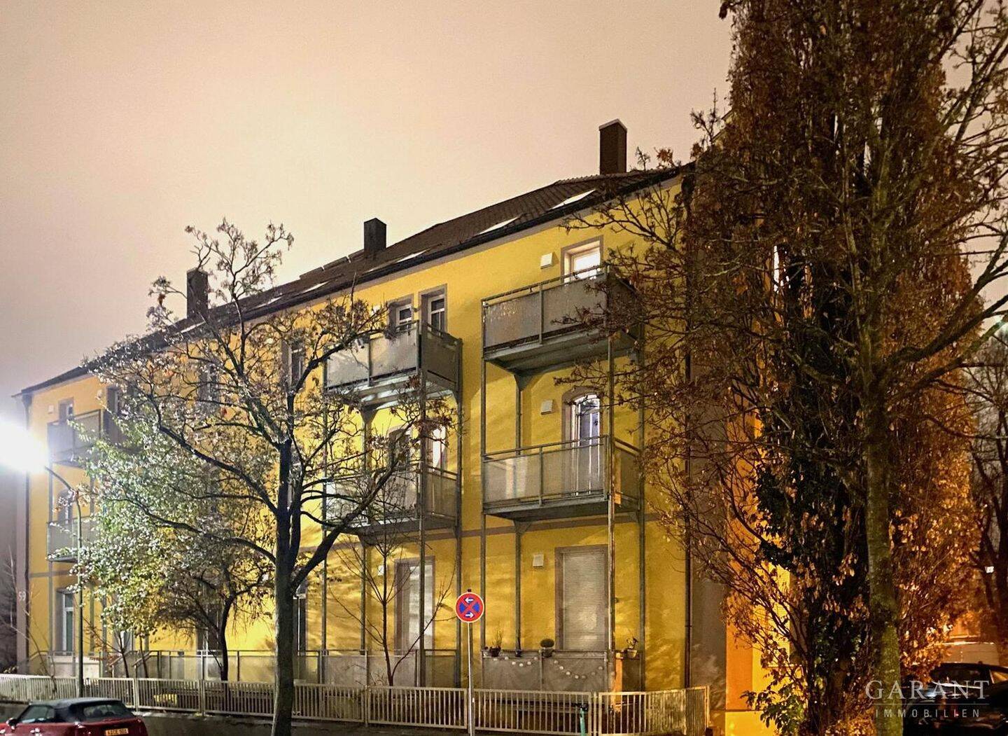 Saniertes stilvolles Gründerzeit-Mehrfamilienhaus! Ideales Investment!