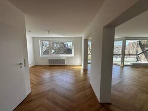 Sanierte 6-Zimmer-Eigentumswohnung über zwei Etagen! In Düsseldorf-Niederkassel – 40547 Düsseldorf – Vorschaubild 5