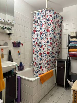 Moosach, schöne 2 Zimmer-Wohnung mit S-Blk, EBK zzgl. Einzelgarage in ruhiger Lage, ca. 51m – 80992 München – Vorschaubild 7