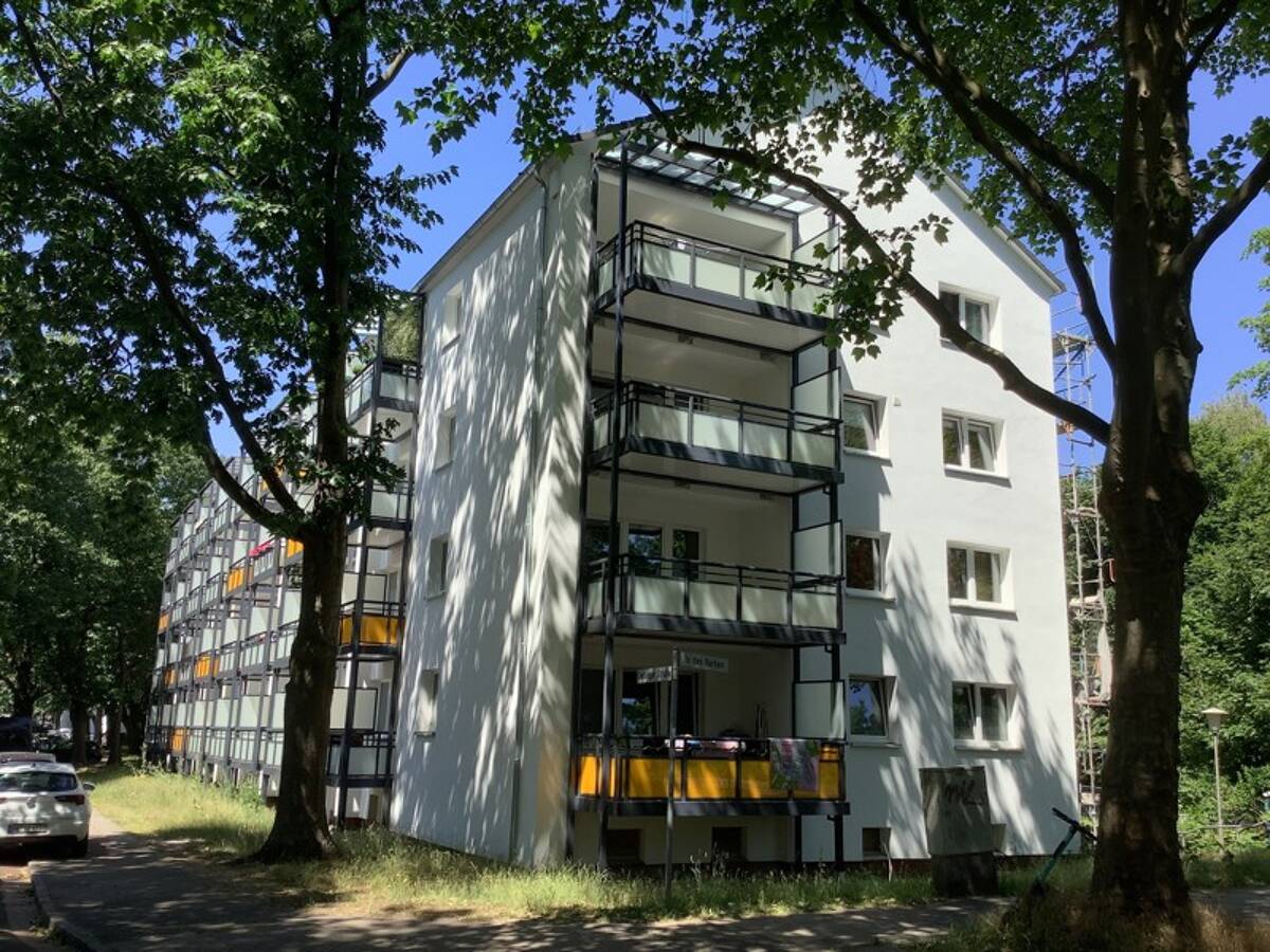Moderne 2-Zimmer-Wohnung mit traumhaftem Balkon – 28237 Bremen – Bild 1 von 5