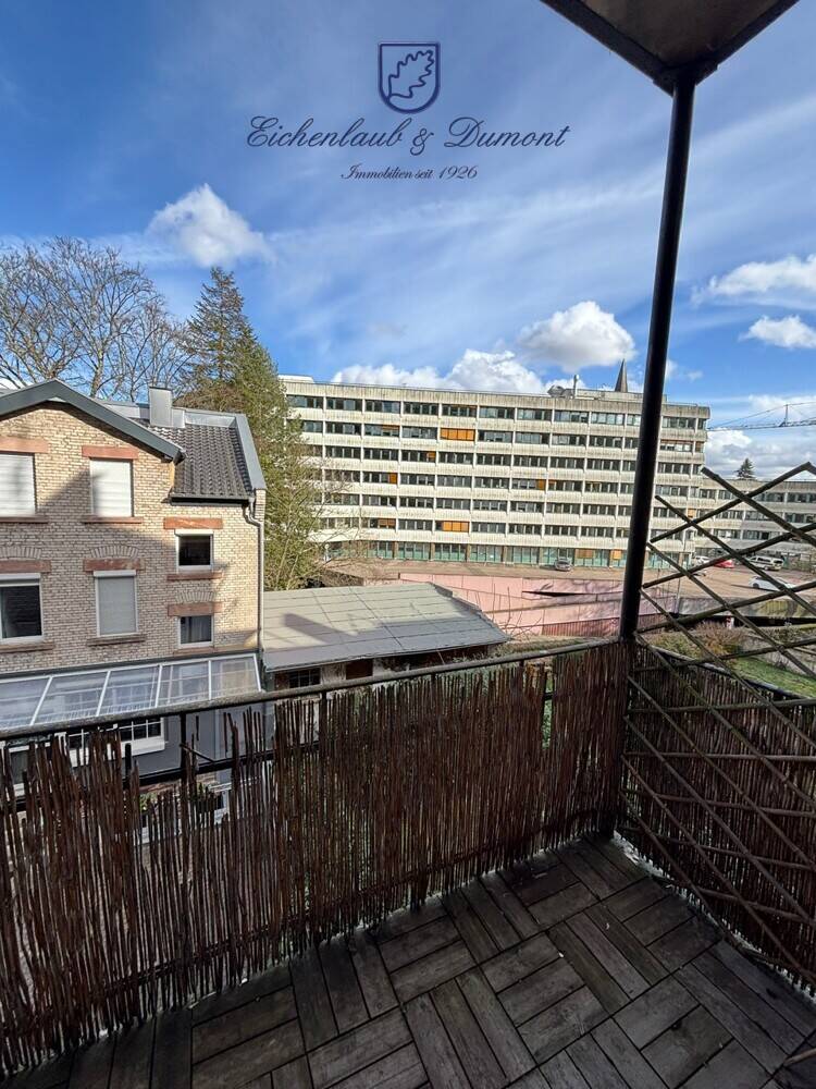 Gepflegte 4-ZKB Altbauwohnung mit Balkon im Regierungsviertel – Saarbrücken – Vorschaubild 7