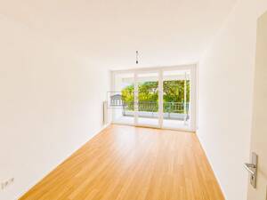 WE51- Urbanes Wohnen mit Balkon - moderne 3-Zimmer-Wohnung im grünen Drake Park – 12205 Berlin – Vorschaubild 3