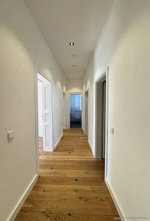 Sanierte 3 Zimmer - Altbauwohnung in der MAXVORSTADT 2 Stock. Ruhige Nebenstrasse. Eigenbezug ! – 80335 München – Vorschaubild 7