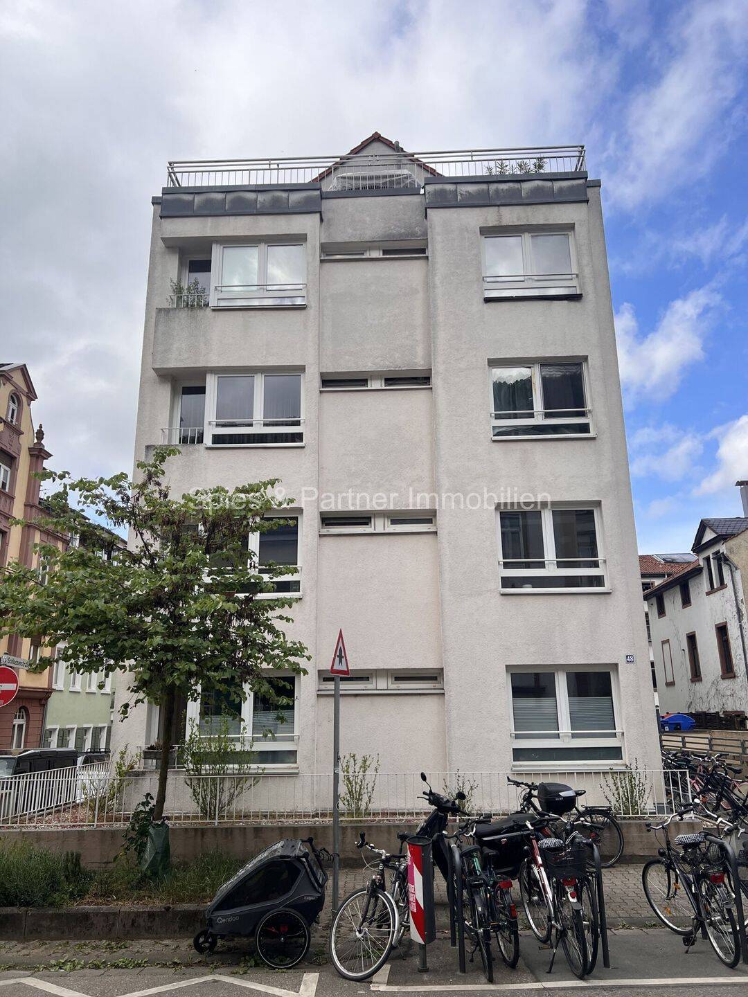 Charmante 1-Zimmer-Wohnung mit Aufzug in begehrter Heidelberger Weststadt