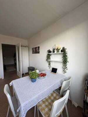 geräumige 2-Zimmer-Wohnung mit Balkon und Einbauküche in Stuttgart Giebel – 70499 Stuttgart – Vorschaubild 8
