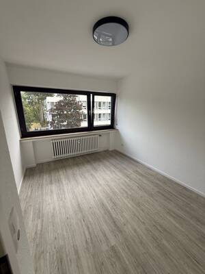 2er WG mit je 1 Zi oder als 2 Zimmer-Whg nutzbar. Ruhig, zentral, Rheinnähe mit klasse Verkehrsanbindung. – 53175 Bonn – Vorschaubild 3