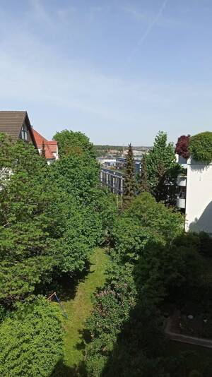 BARRIEREFREI: S-Killesberg: 4. OG, 3,5 Zi., 127 qm Wfl., top-saniert, Kamin, Aufzug, SW-Balkon, Hobbyraum, TG, EBK