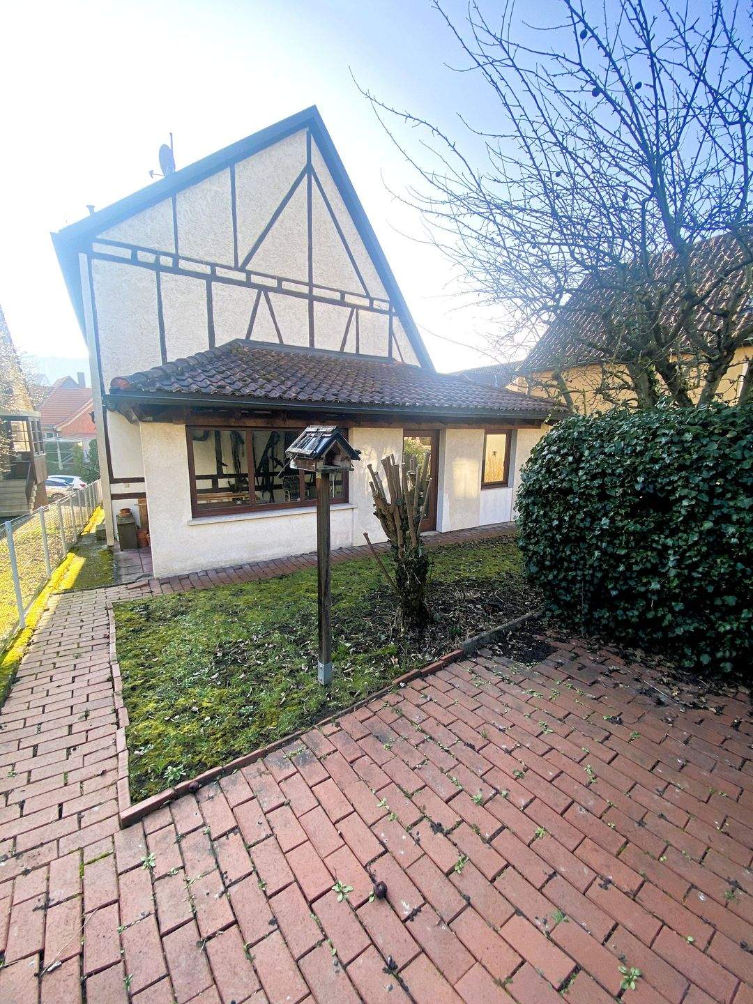 Im Herzen von ERSINGEN - älteres 1 bis 2 Familienhaus - ideal für Handwerker – Kämpfelbach – Vorschaubild 4