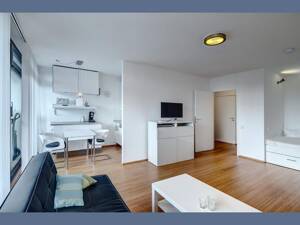 Möbliert: Geräumige 1-Zimmer Wohnung – 80805 München – Vorschaubild 2