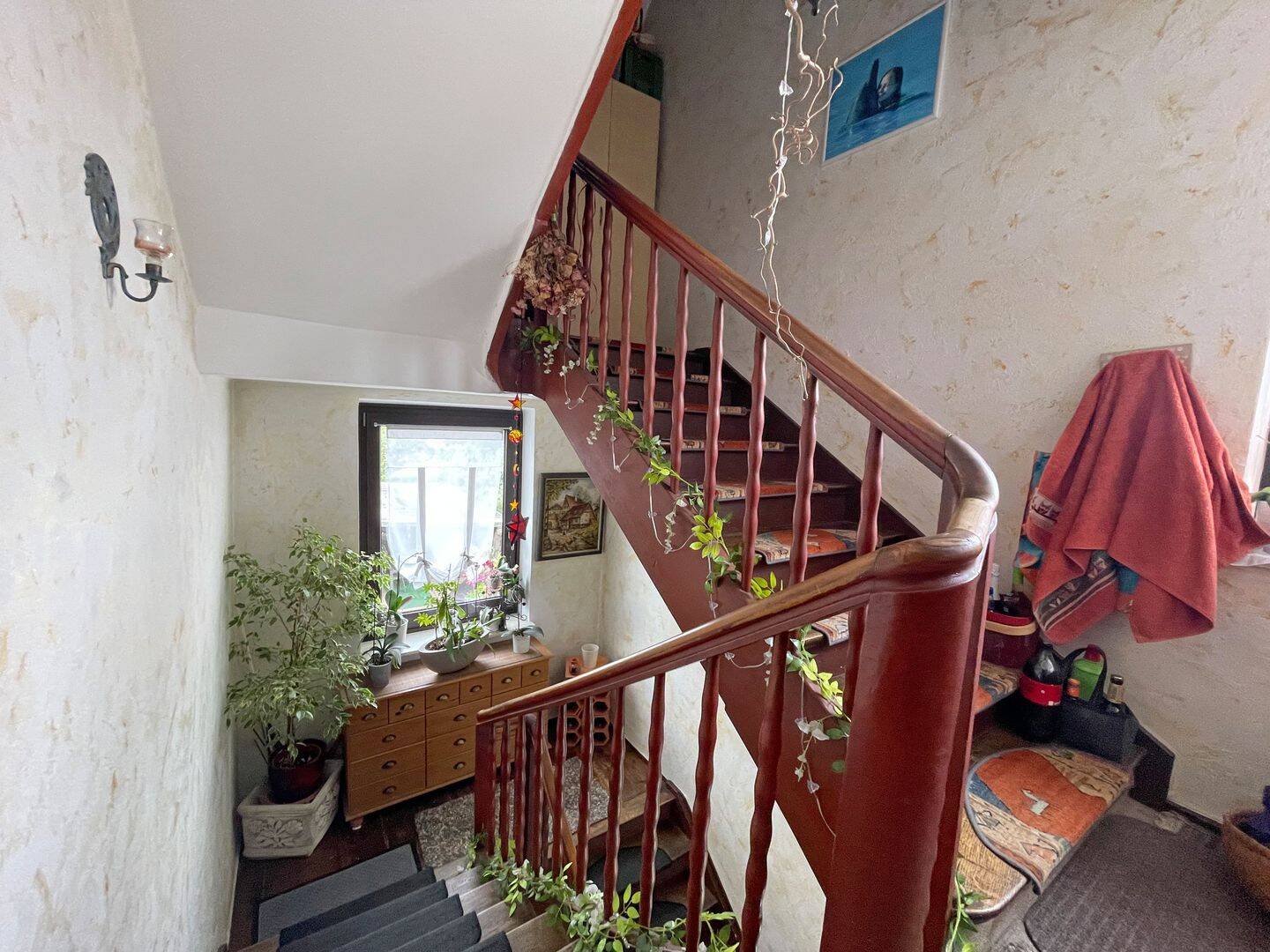 Moosach: Großzügige DHH mit 3 Wohneinheiten auf ca. 210 m² zzgl. weiterer Fläche in Rückgebäude! – München – Vorschaubild 4